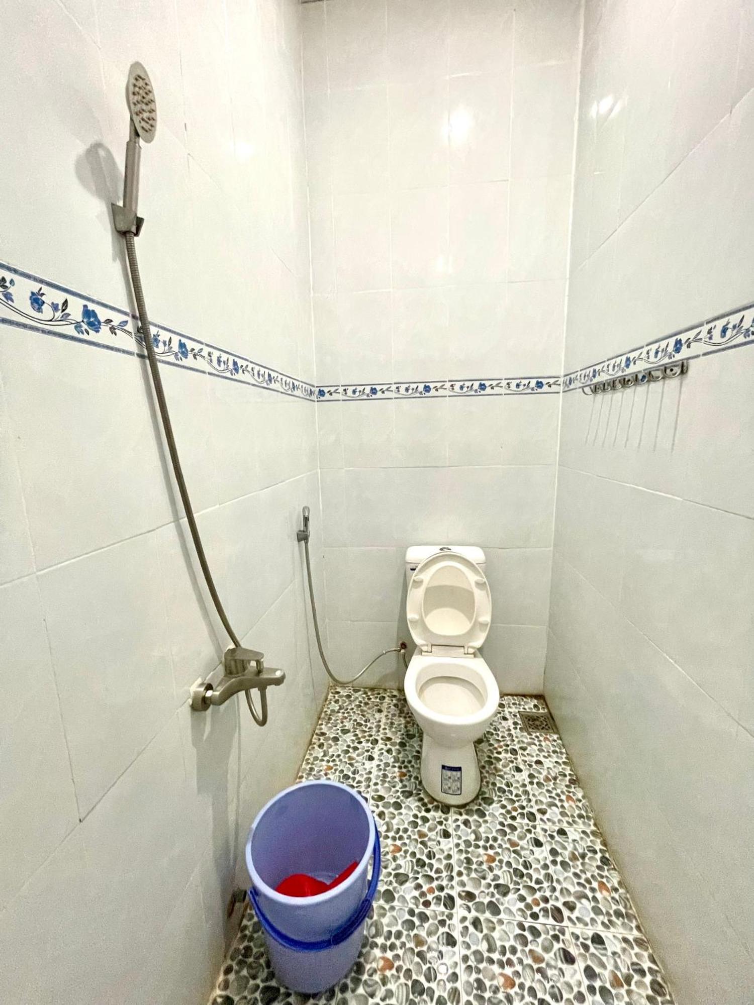 Ap Thanh Son Nhà Nghỉ TáN PháT酒店 外观 照片